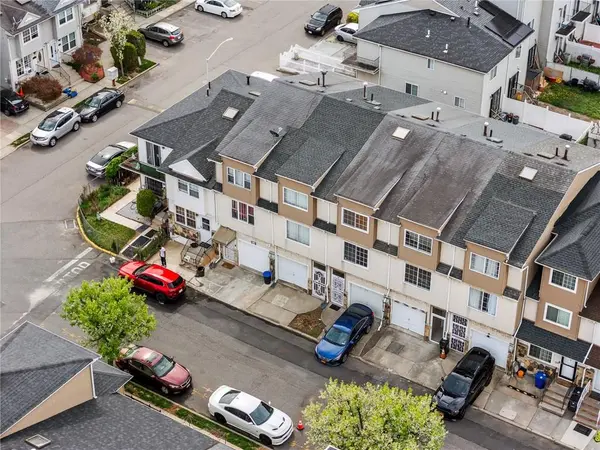 60 Stage LN, Staten  Island, NY 10304