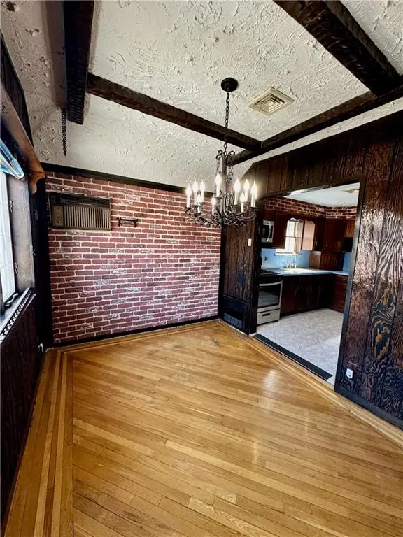 7305 19th AVE, Brooklyn, NY 11204