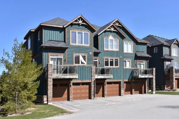 56 Joseph TRL, Collingwood, ON L9Y 0J3