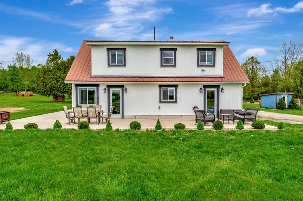 174 County 1 RD, Elizabethtown-kitley, ON K0E 1Y0