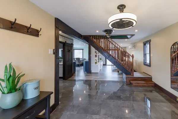 174 County 1 RD, Elizabethtown-kitley, ON K0E 1Y0