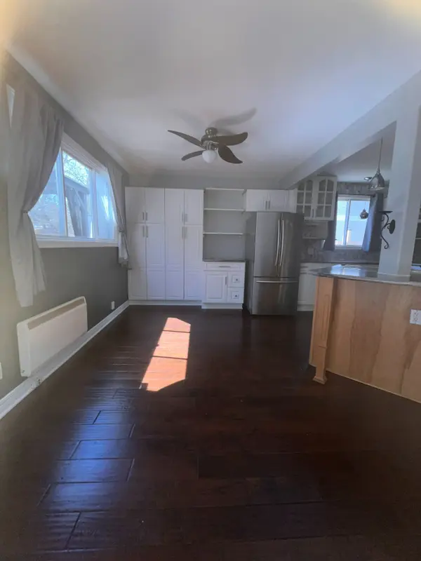 87 Grady CRES, South Of Baseline To Knoxdale, ON K2H 5S2