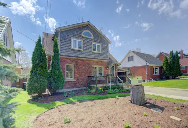 163 Binscarth RD, Kitchener, ON N2M 3E4