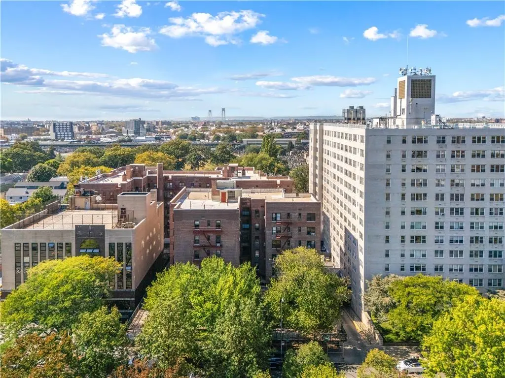 1180 Ocean Pkwy #3E, Brooklyn, NY 11230