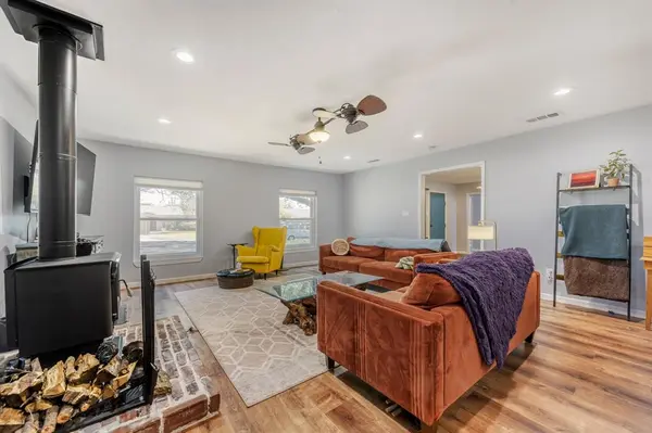 13533 Charcoal Lane, Farmers Branch, TX 75234