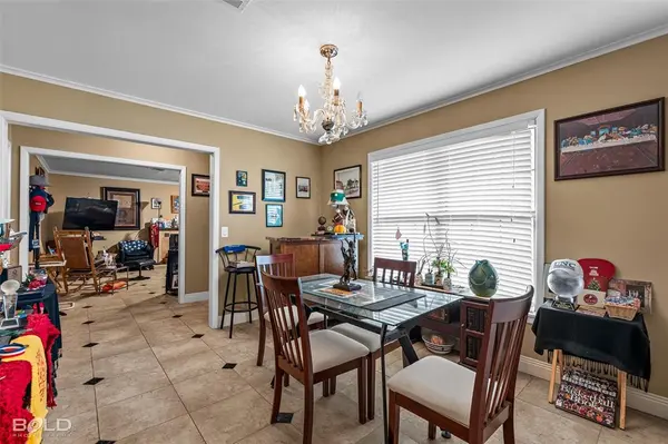 4445 Gilbert Drive, Shreveport, LA 71106