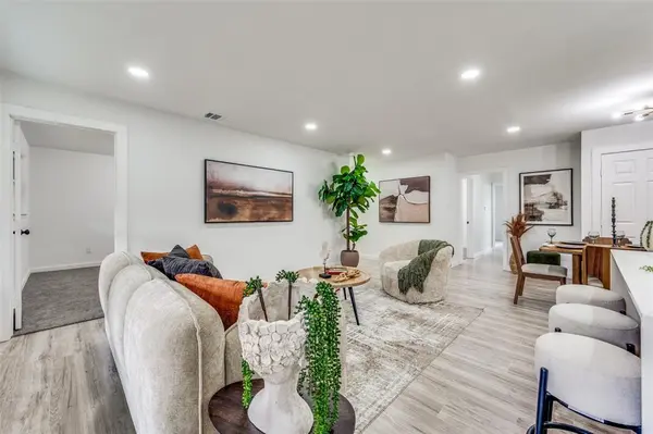 2010 Durham Street, Irving, TX 75062