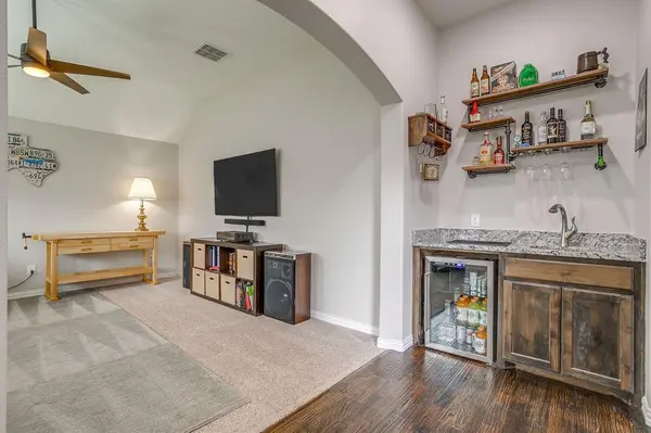 2721 Buffalo Run, Burleson, TX 76028