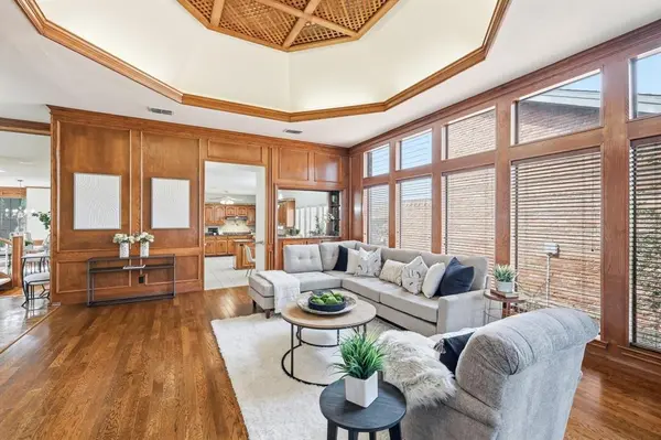 5014 Village Court, Dallas, TX 75248