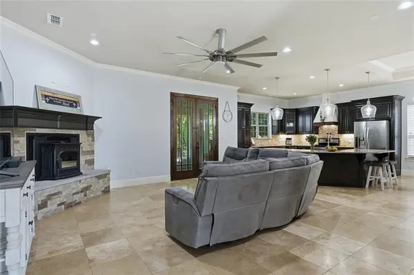 1611 Moreland Drive, Sherman, TX 75090