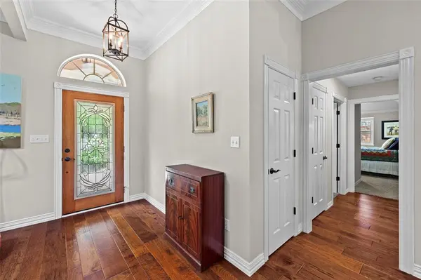 8808 Ravenswood Road, Granbury, TX 76049