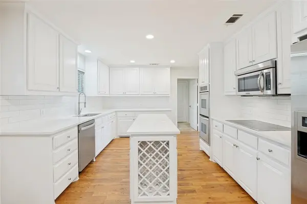 5820 Forest Lane, Dallas, TX 75230