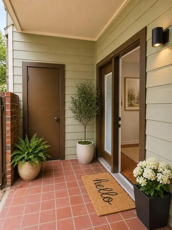 3117 Sondra Drive #103, Fort Worth, TX 76107