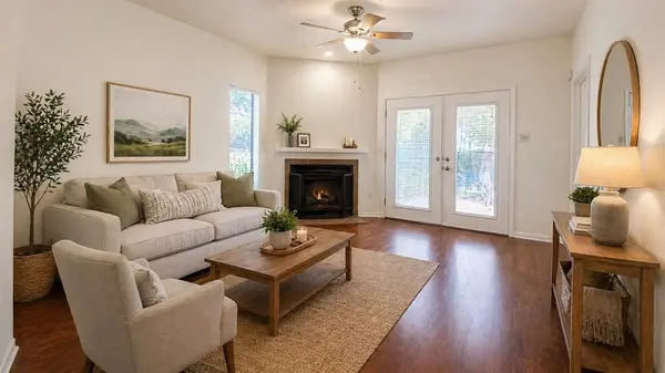 3117 Sondra Drive #103, Fort Worth, TX 76107