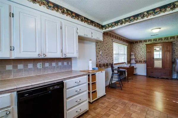 464 VZ County Rd 2120, Canton, TX 75103