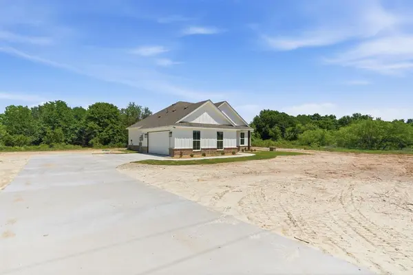 109 Graystone, Weatherford, TX 76088