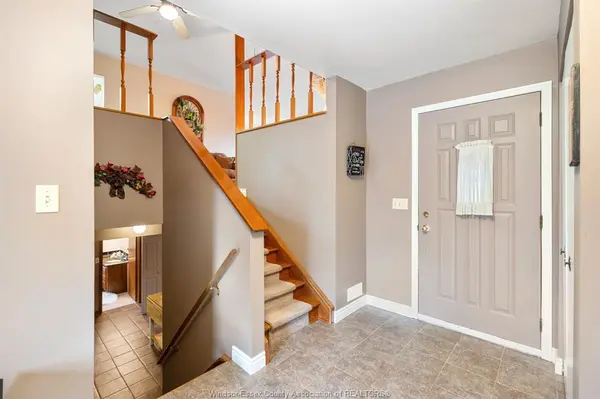 42 William Avenue, Kingsville, ON N9Y 3T4