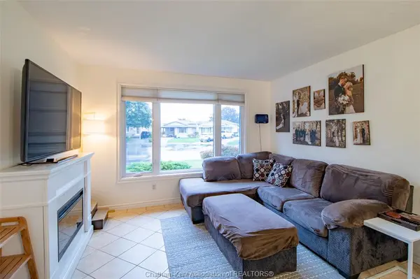 28 Timothy Crescent, Chatham, ON N7L 4Z2