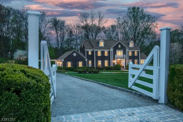 1 White Deer Ln, Harding Twp., NJ 07976