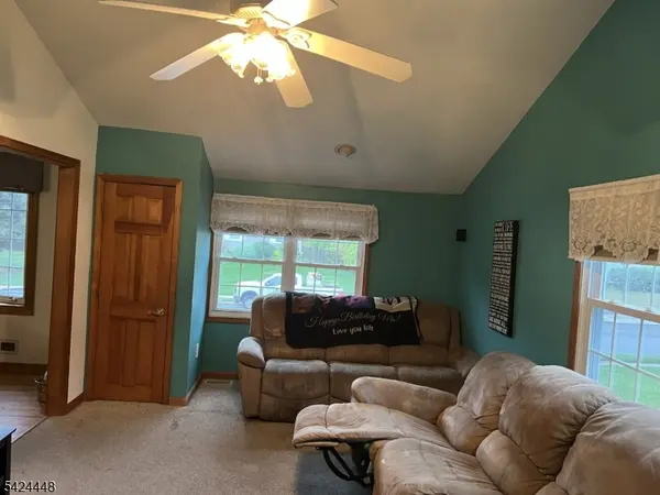 20 Nottingham Dr, Howell Twp., NJ 07731