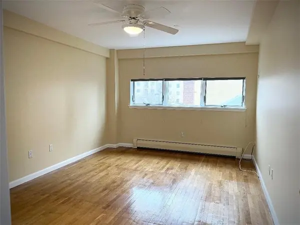 2943 Brighton 4th ST #2D, Brooklyn, NY 11235