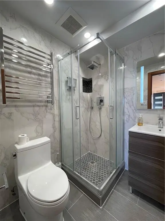 63 Brighton 2nd PL #4B, Brooklyn, NY 11235