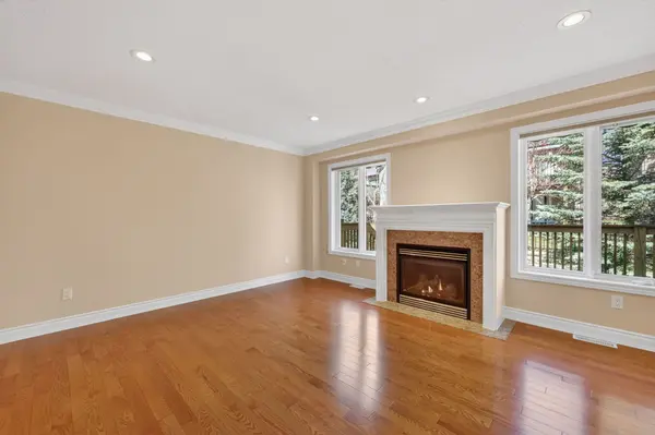 146 Bella Vista TRL, New Tecumseth, ON L9K 2G8