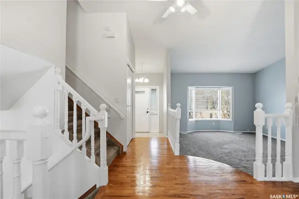 107 Armstrong CRESCENT, Saskatoon, SK S7N 3M4