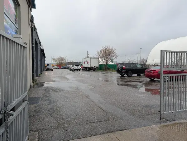 1057 Martin Grove RD, Toronto W10, ON M9W 4W6