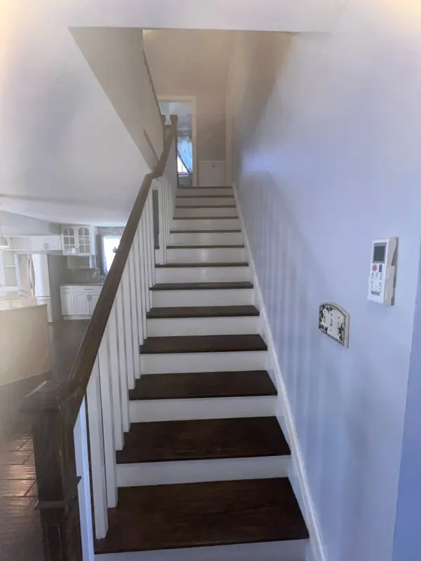 87 Grady CRES, South Of Baseline To Knoxdale, ON K2H 5S2