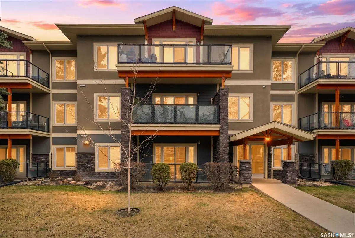 721 8th STREET E #308, Saskatoon, SK S7H 0R4