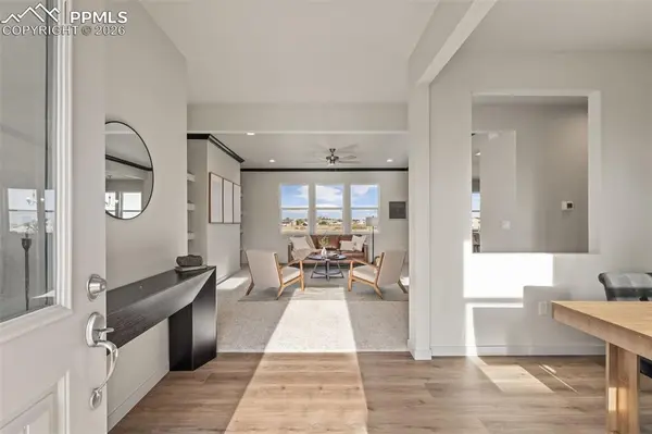 1438 N Moonbeam DR, Pueblo, CO 81007