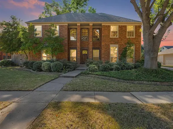 905 Silverthorne Trail, Highland Village, TX 75077