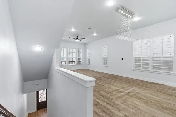 203 S Village Way, Lewisville, TX 75057