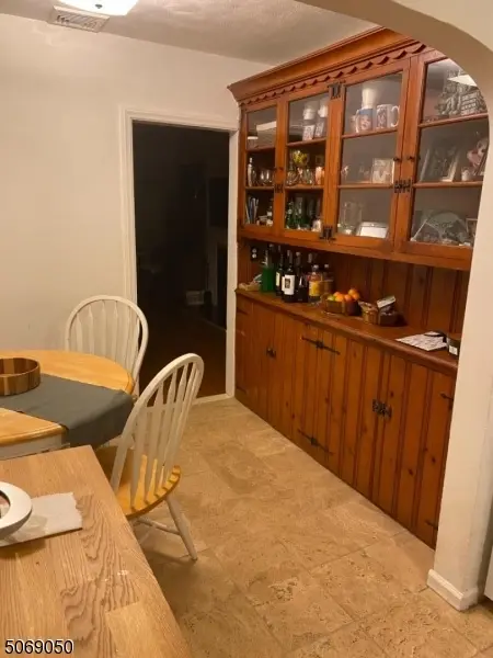 28 Stagaard Pl, Fanwood Boro, NJ 07023