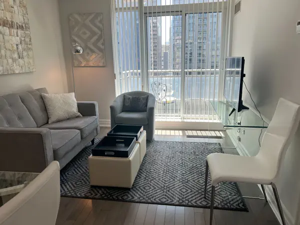 8 Scollard ST #1204, Toronto C02, ON M5R 1M2