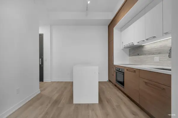 29 Green Trail CT #2505, Toronto C15, ON M2K 1E3