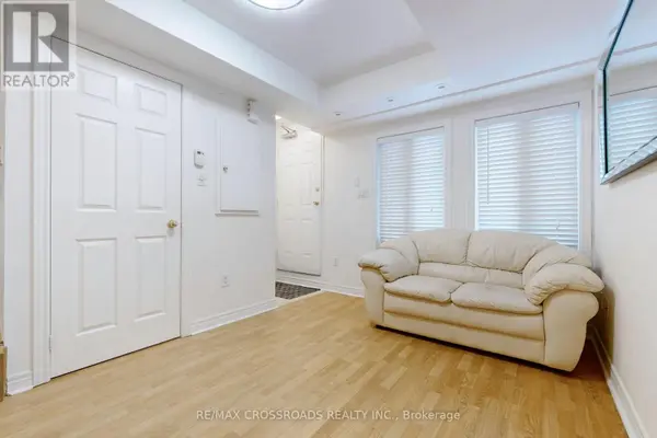 312 John ST #181, Markham, ON L3T 0A7