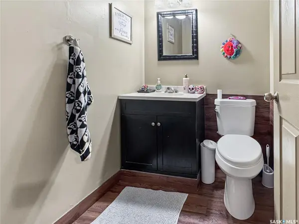 1442 111th STREET, North Battleford, SK S9A 2K6