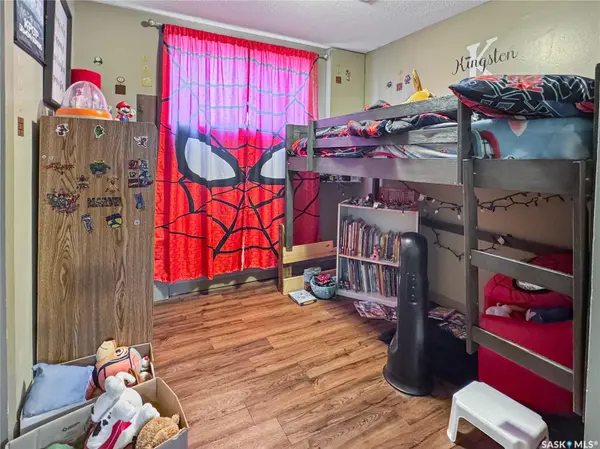 1442 111th STREET, North Battleford, SK S9A 2K6