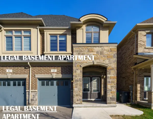 43 Quinton RDG, Brampton, ON L6Y 0E3