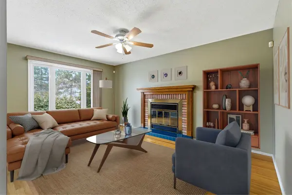 3 Balding CRES, Kanata, ON K2K 2L4