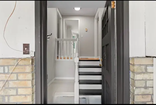 7065 Longwoods RD #UPPER, London South, ON N6P 1B6