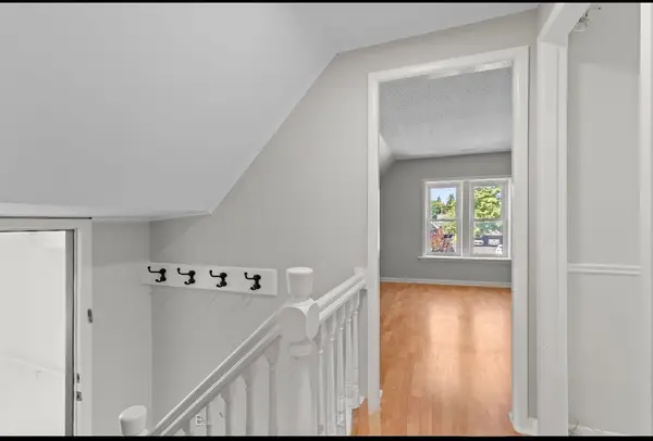 7065 Longwoods RD #UPPER, London South, ON N6P 1B6