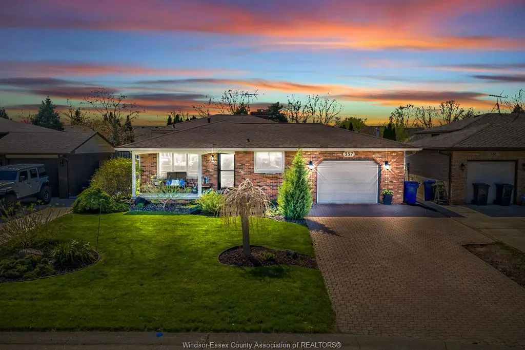 357 GAUTHIER, Tecumseh, ON N8N 2W3