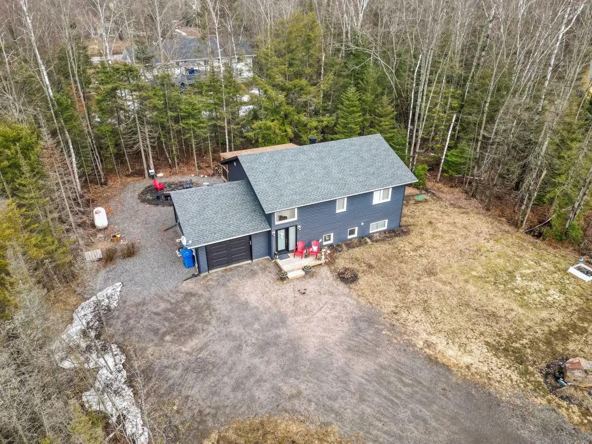 61 Astor ST S, East Ferris, ON P0H 1B0