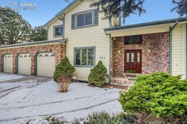 225 Sugarbush DR, Monument, CO 80132