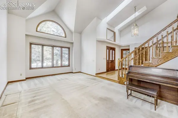 225 Sugarbush DR, Monument, CO 80132