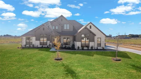 230 Waterfall Ranch Road, Waxahachie, TX 75167