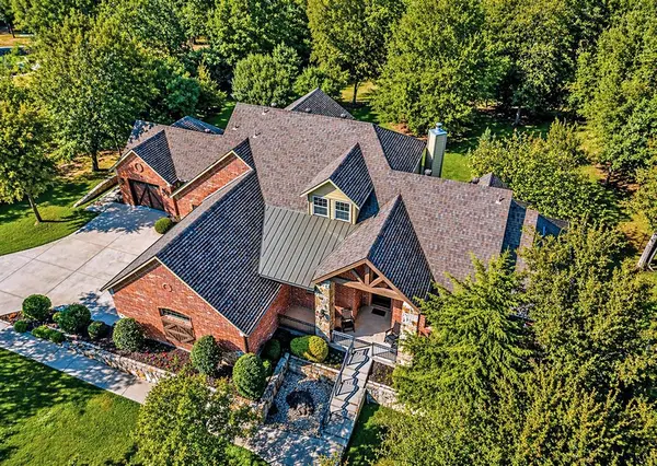 1900 Oak View Court, Cross Roads, TX 76227